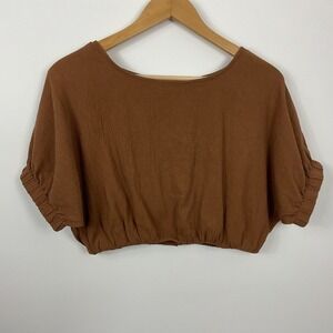 Miou Muse Brown Crop Top Button Back Short Sleeve Blouse‎ Size M